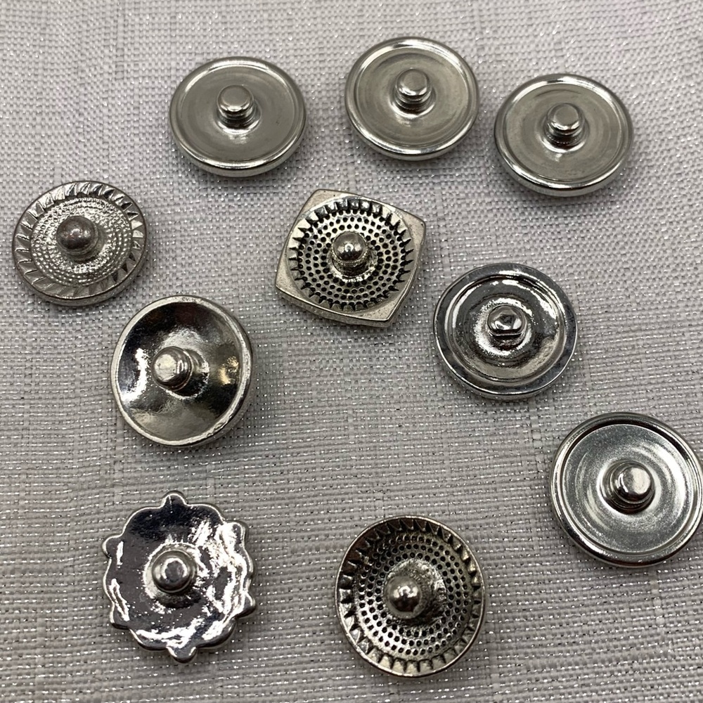 SALE - BLACK & GRAY BUNDLE - SET of 10 - Snap Button Charms - 18mm/20mm - Picture 2 of 2